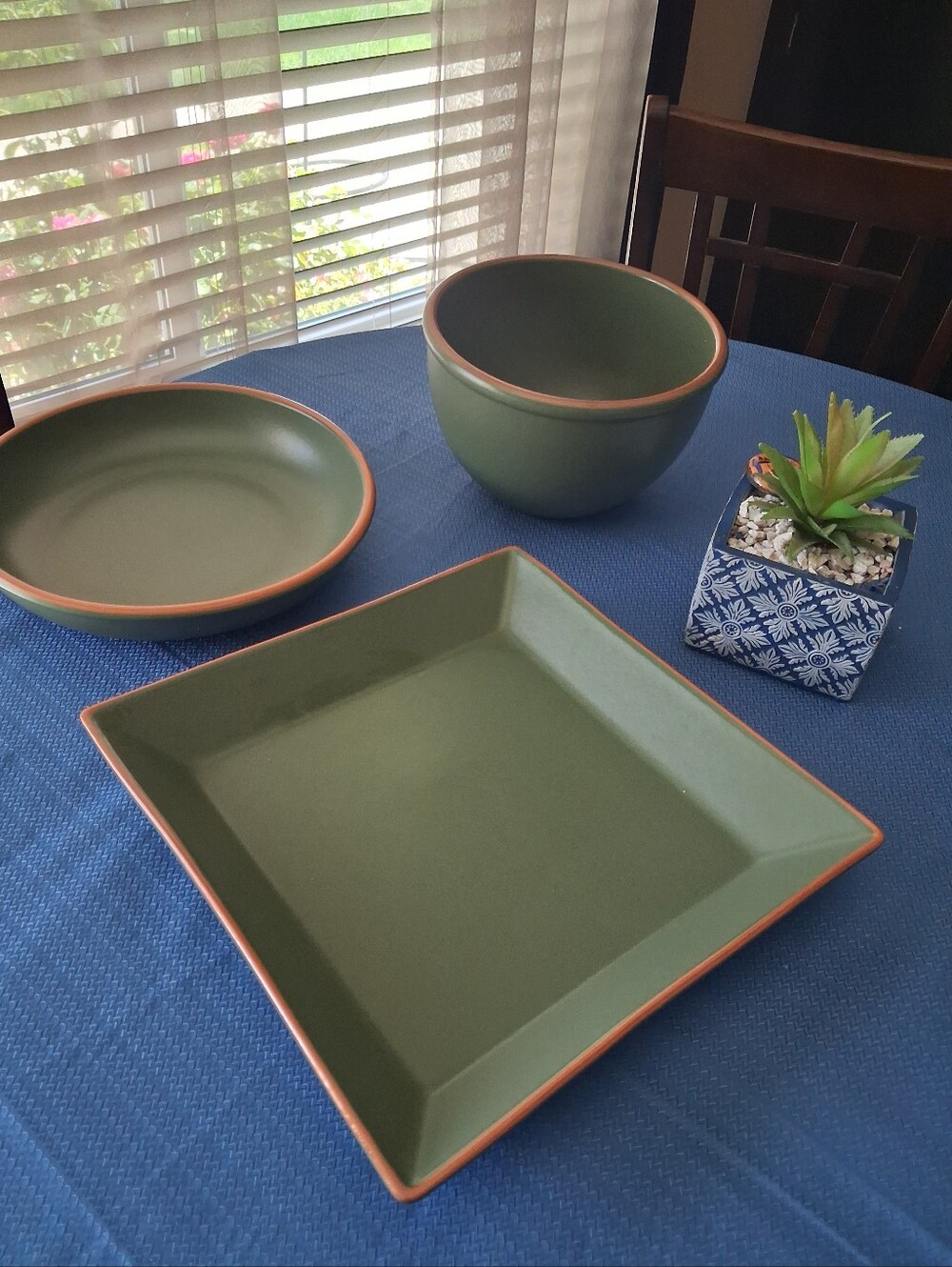 Case Verde Serving Set (Pasta Bowl, Platter, Bowl)